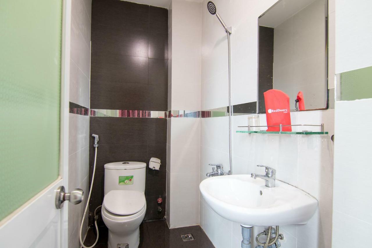 Reddoorz Near Mien Tay Bus Station 2 3* Ho Chi Minh City